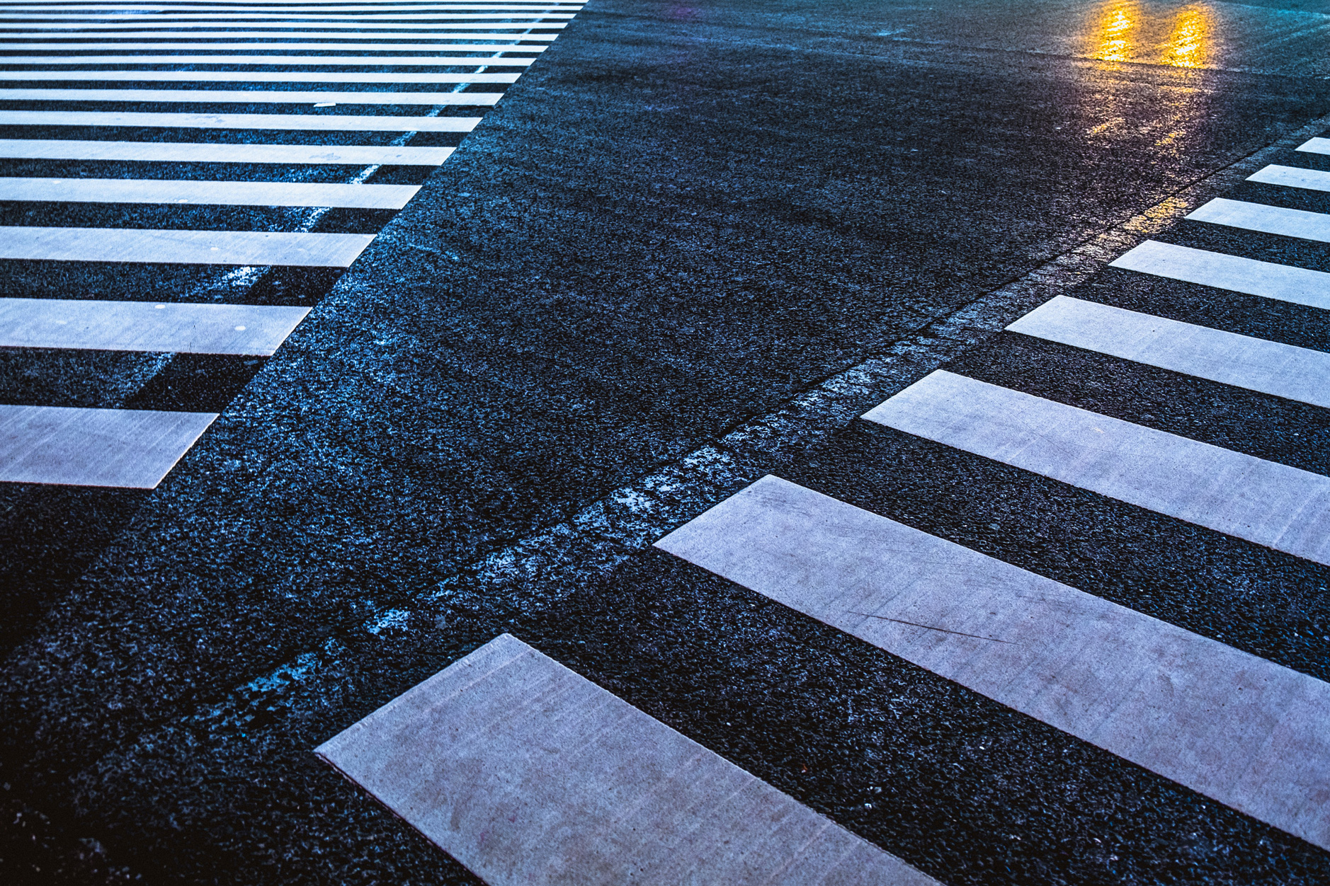 erik-eastman-uuxR5zRHpZg-unsplash